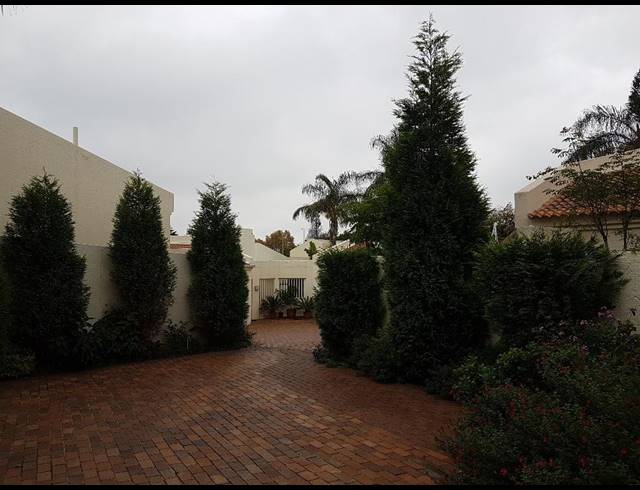 3 BEDROOM CLUSTER TO LET IN ILLOVO